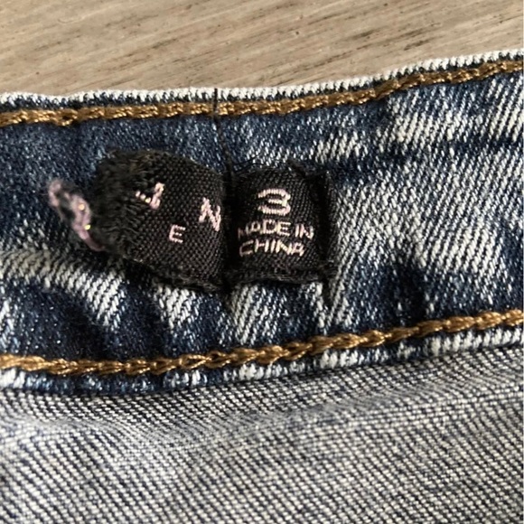 Acid washed Skinny Jeans - Picture 3 of 4